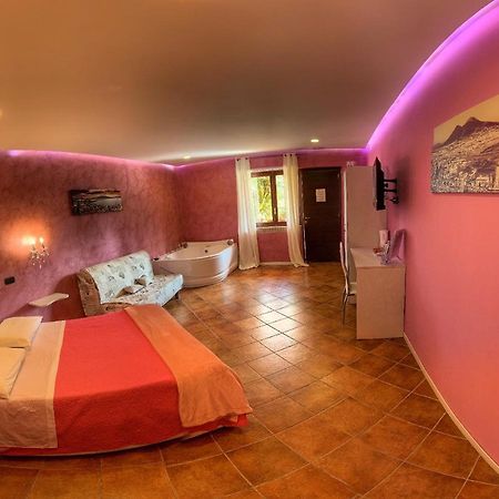 Relais La Villa (Adults Only) Napoli Bagian luar foto