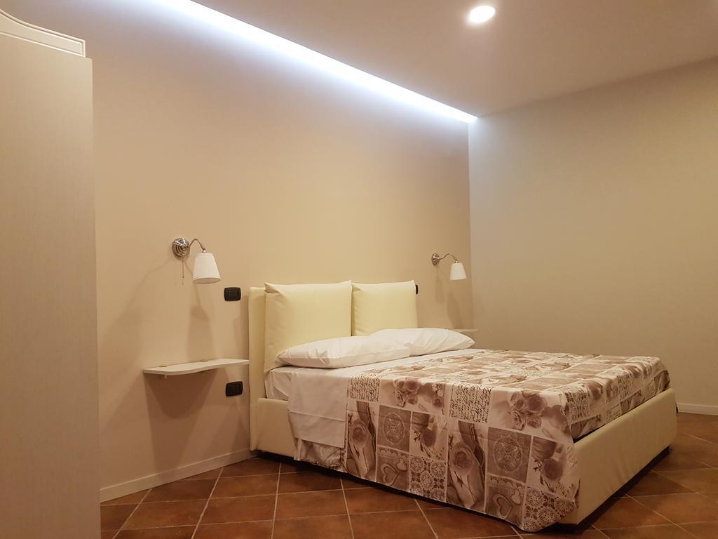 Relais La Villa (Adults Only) Napoli Bagian luar foto