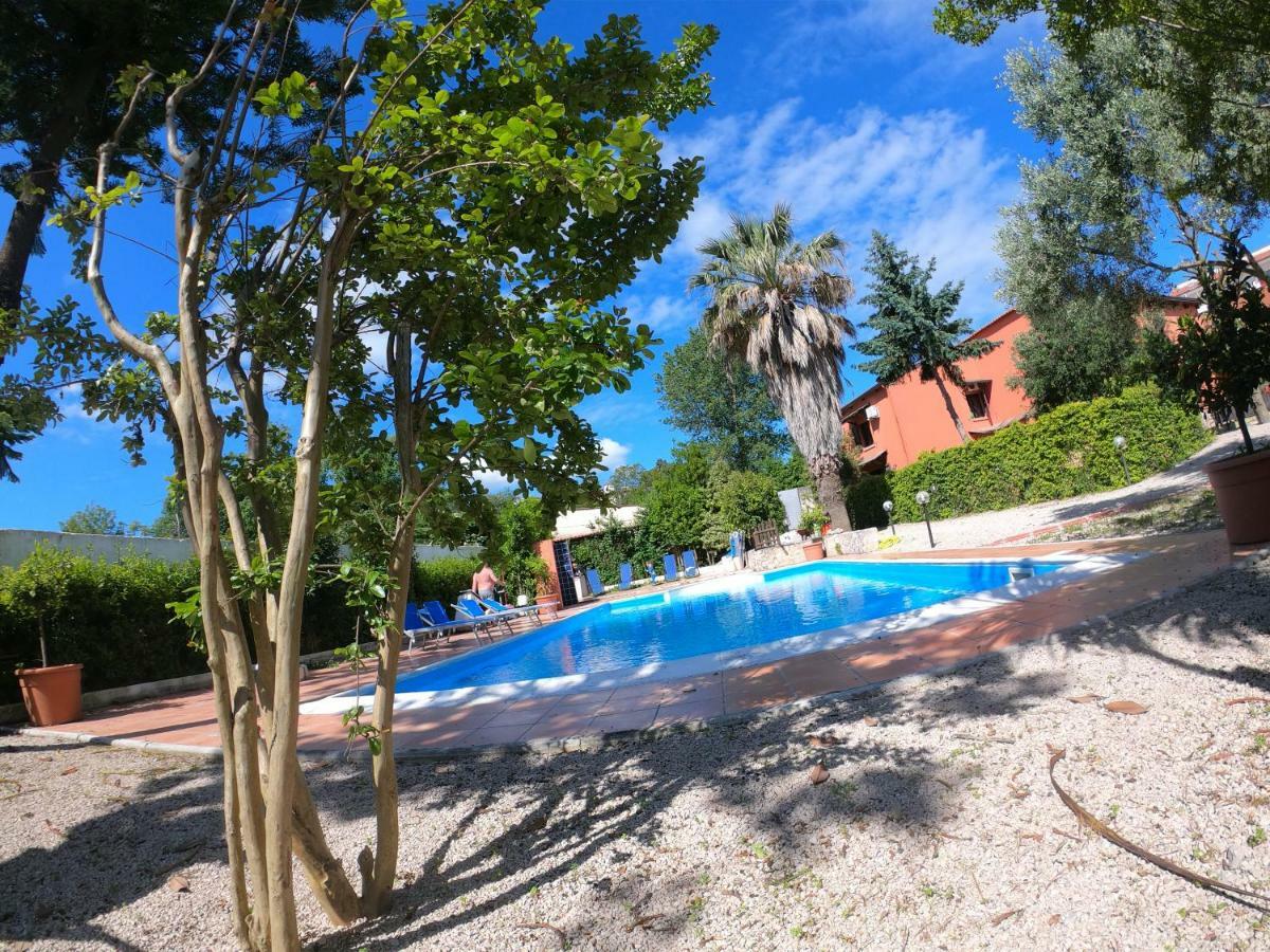 Relais La Villa (Adults Only) Napoli Bagian luar foto